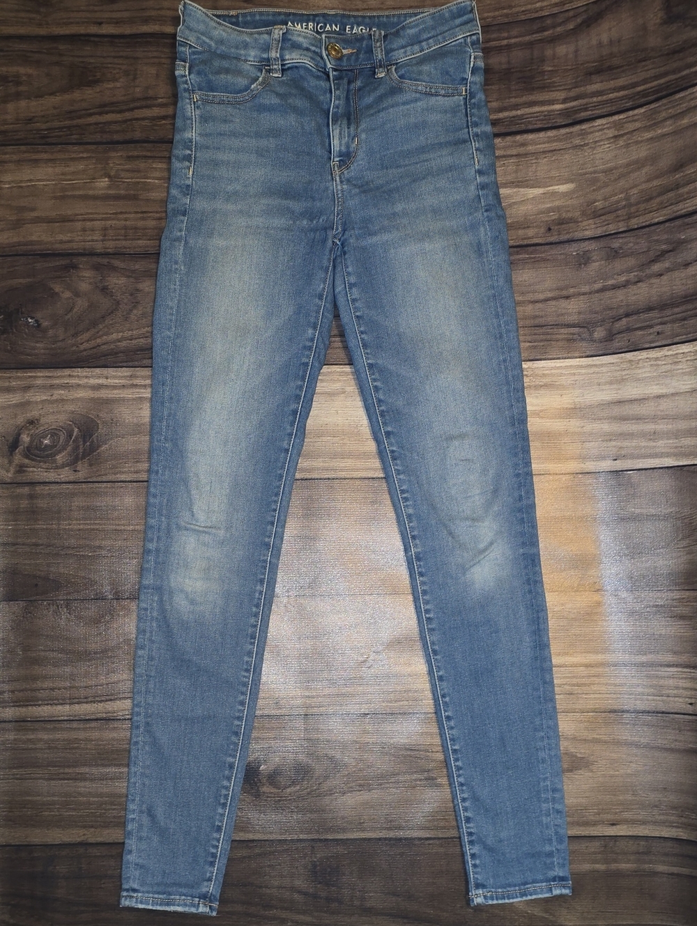 American Eagle Outfitters Light Blue High-Rise Skinny Jeans